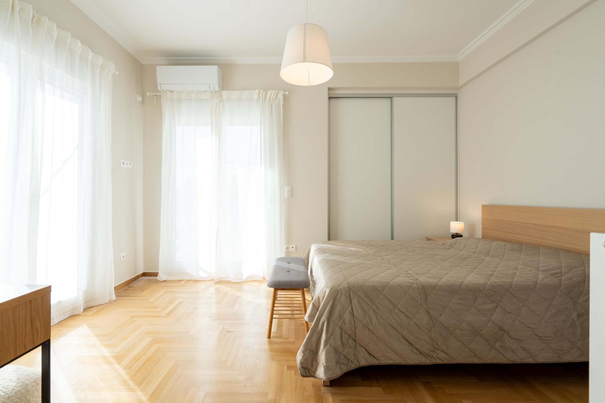 Corner Penthouse In Acropolis Apartment Athena Bagian luar foto